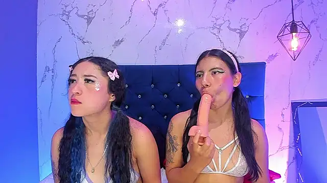 Dakotaa_Johnson webcam