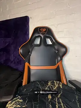 QUEEN_NOBUHLE_FEMDOM_777 webcam