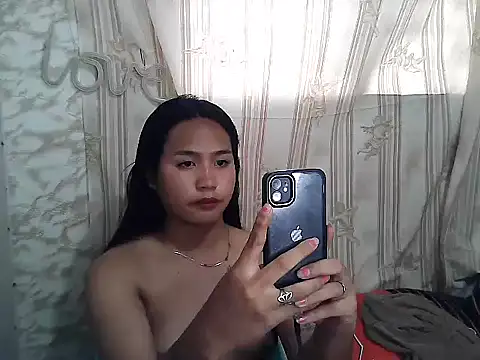 BestCausinEVER2324 webcam