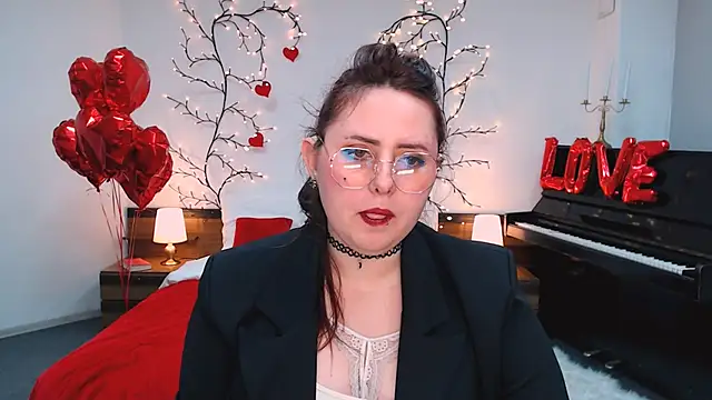 Hennessy_bunny webcam