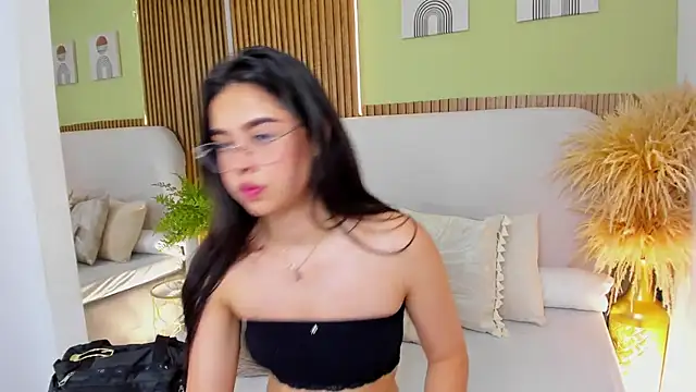 CristalMayson webcam