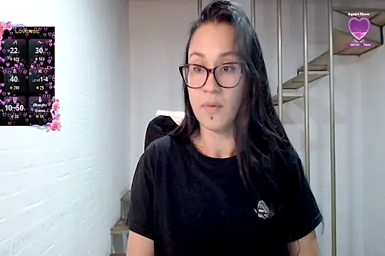 Jessie_Desire webcam