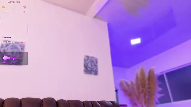 lara_giraldo live sex cam