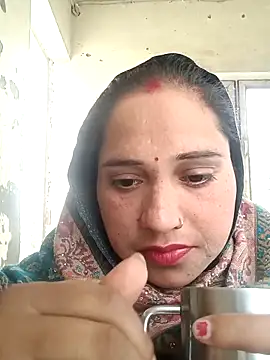 Cute-karisma1234 webcam