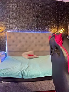 Isabella-Teen webcam