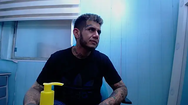 allison_max_tattoo webcam