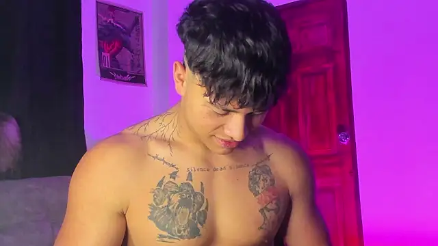 Dominic_Biker__ webcam