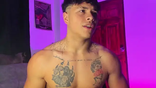 Dominic_Biker__ webcam