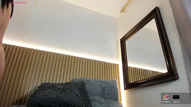 Annie_paradise17 webcam