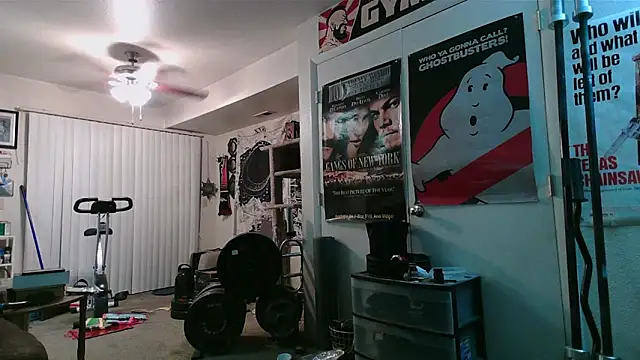 biggerisbetter12 webcam