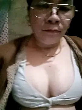 small-house123 webcam