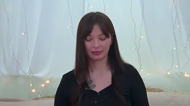 AlexandraBloom webcam