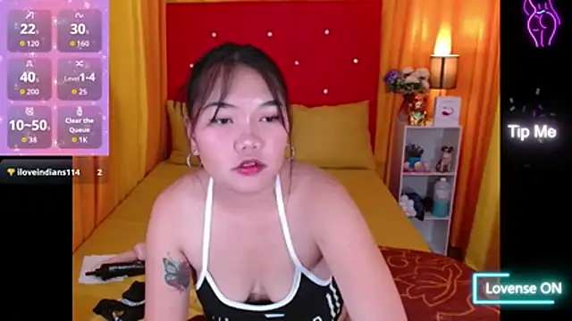 XxSexyPinay4uxX webcam