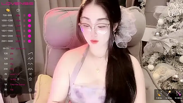 Monica-666888- webcam