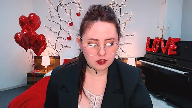 Hennessy_bunny webcam