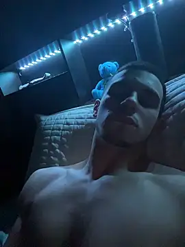 daddyshomeee_ webcam