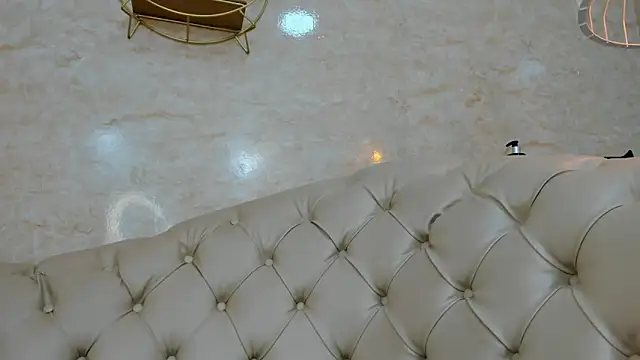 ValerySkinnyy webcam