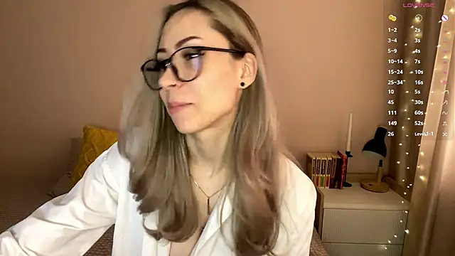 sun_under_skyy webcam