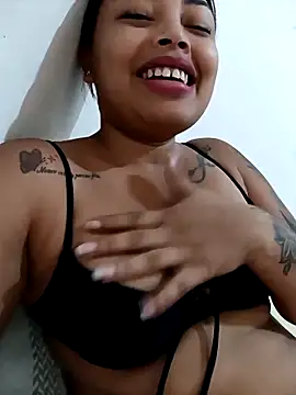 Naomi_Summer_ webcam