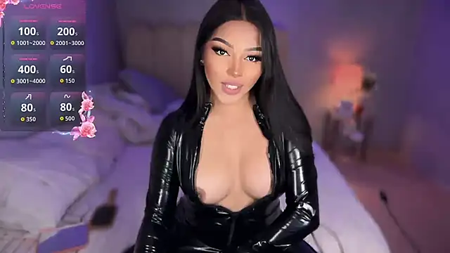 SUPERHOT_SHANTAL webcam