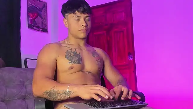 Dominic_Biker__ live sex cam