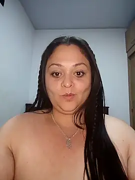 Julieta_BBW webcam