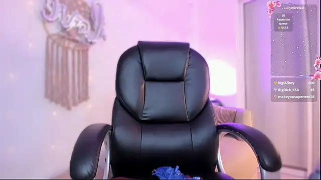 Ginni_charlotte webcam