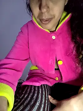 altinya - Altinya's free webcam - UK Sex Cams