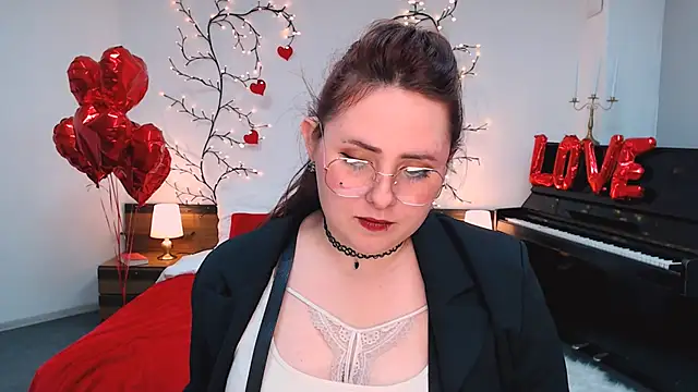 Hennessy_bunny webcam