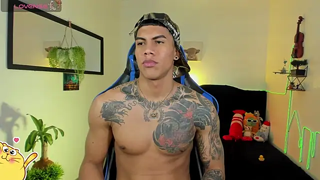 damian_latinxxx - Damian_latinxxx's free webcam - UK Sex Cams