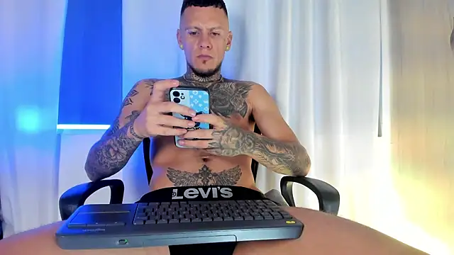 Kings_Ultimate webcam