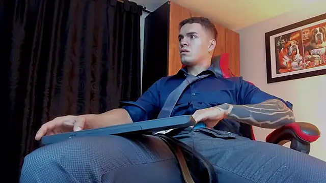 ALPHA_DOMINUS_ webcam