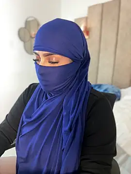 Webcam Model (rashaaa_)  is live.Free join now!