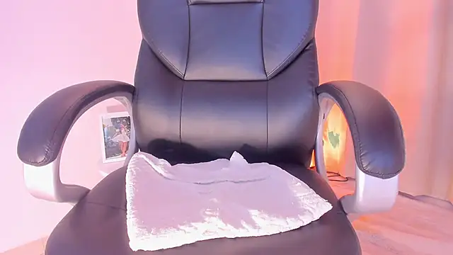 MariamRivera_ webcam