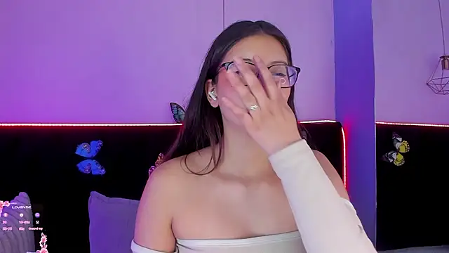 Anastasia_Whitee webcam