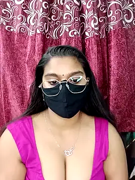 Webcam Model (Jasmine_jaaan)  is live.Free join now!