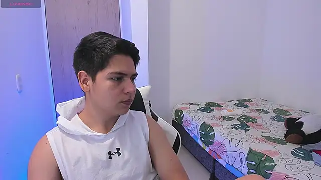 asta_yunoxxx - Asta_YunoXXX's free webcam - UK Sex Cams