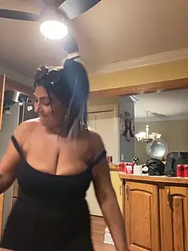 LittleMissEeve webcam