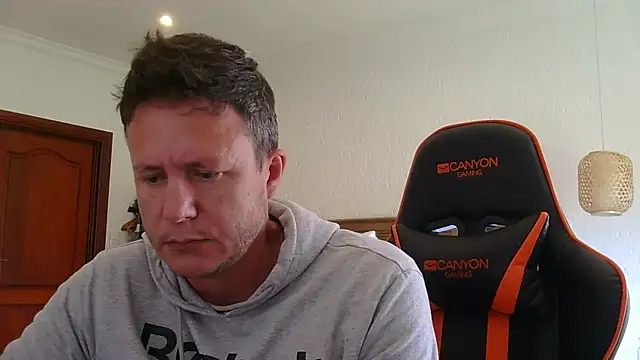 TroyDieselXXX webcam