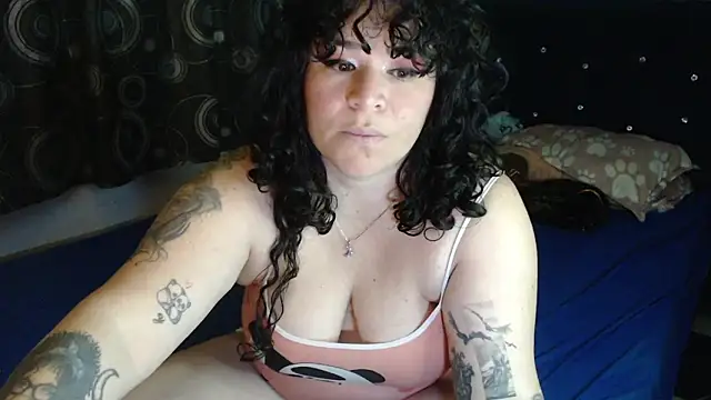 ANGELIQUE_KLANE webcam