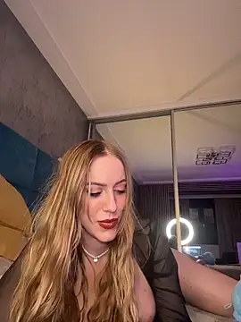 lunaalya - LunaAlya's free webcam - UK Sex Cams