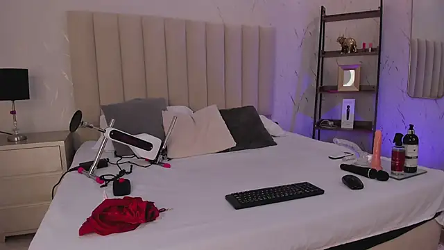 lilithharperr_ - LilithHarperr_'s free webcam - UK Sex Cams