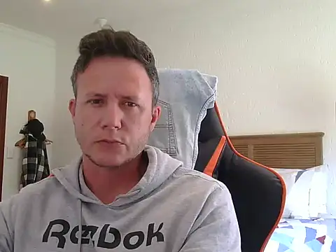 TroyDieselXXX webcam