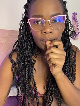 kendra_smiitch webcam