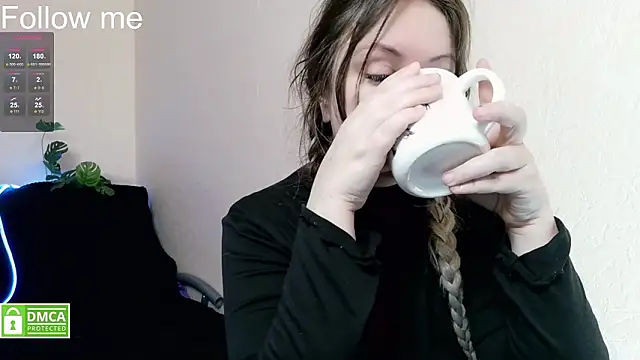 elven_dreams_ webcam