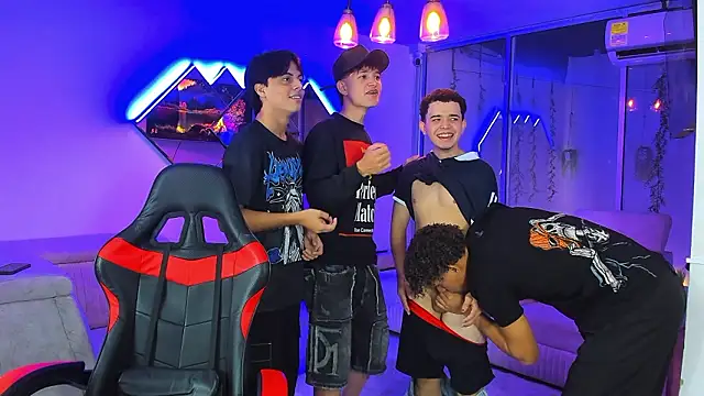 Houseofwarrios webcam