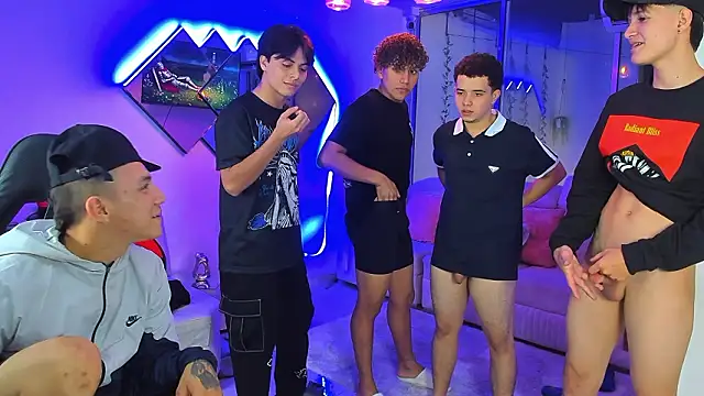 Houseofwarrios webcam