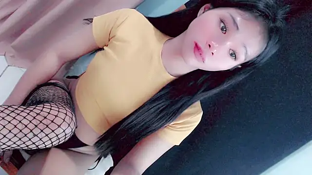 Amomentoflust99 webcam