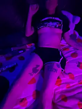 mmmminaDarling webcam