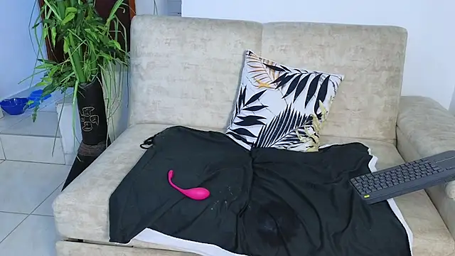 Lorenne_Miller webcam